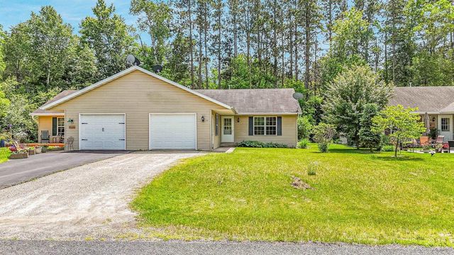 225 E CENTER STREET, Wautoma, WI 54982
