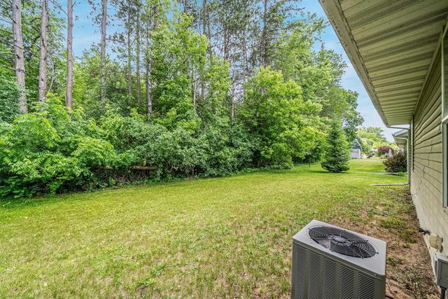 225 E CENTER STREET, Wautoma, WI 54982