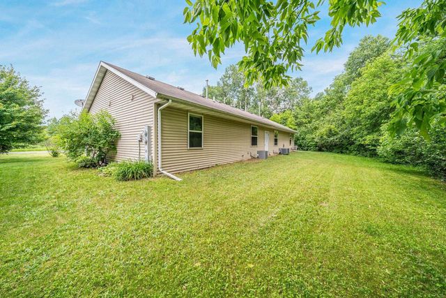 225 E CENTER STREET, Wautoma, WI 54982