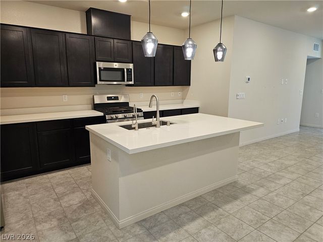 6607 Watervale Court, North Las Vegas, NV 89086