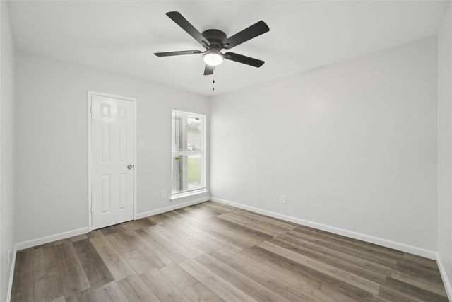 2221 Pennington Drive, Arlington, TX 76014