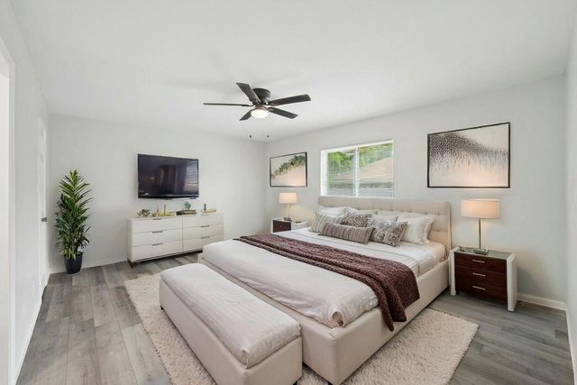 2221 Pennington Drive, Arlington, TX 76014