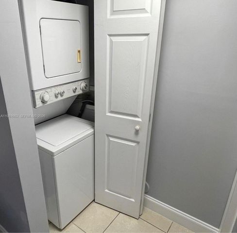 5200 NW 31st Ave 165 J, Fort Lauderdale, FL 33309