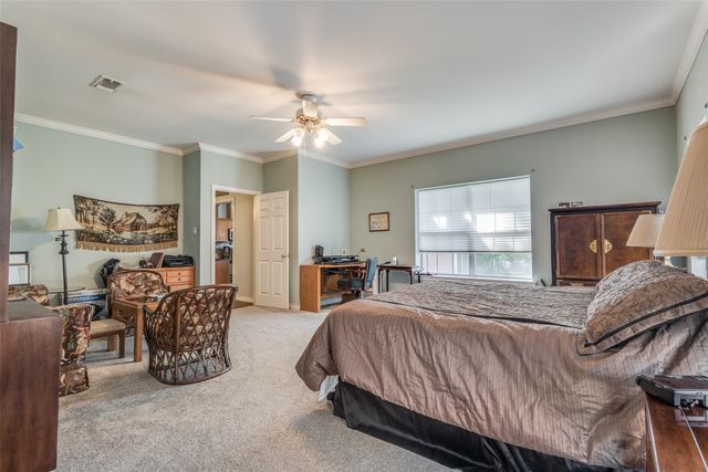 120 Modoc Trail, Lake Kiowa, TX 76240