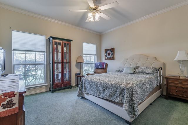 120 Modoc Trail, Lake Kiowa, TX 76240