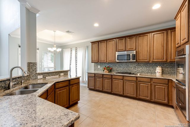 3319 Brooktree Ct, San Antonio, TX 78261