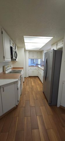 642 Lakeview Circle SE, Rio Rancho, NM 87124