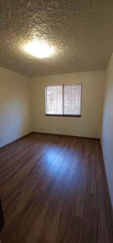 642 Lakeview Circle SE, Rio Rancho, NM 87124