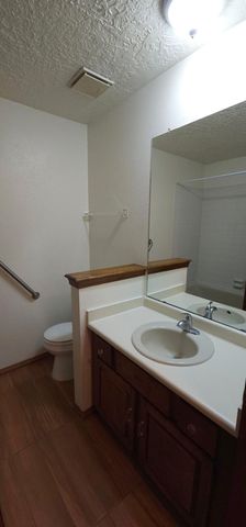 642 Lakeview Circle SE, Rio Rancho, NM 87124