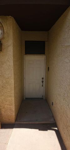 642 Lakeview Circle SE, Rio Rancho, NM 87124