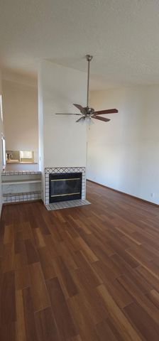 642 Lakeview Circle SE, Rio Rancho, NM 87124