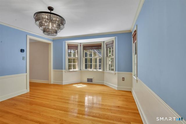 38 Knollwood Road, North Haven, CT 06473