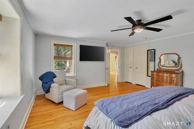 38 Knollwood Road, North Haven, CT 06473