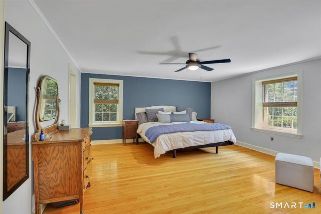 38 Knollwood Road, North Haven, CT 06473