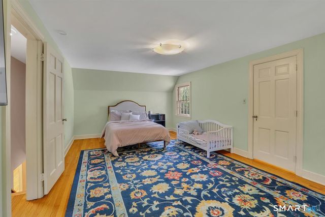 38 Knollwood Road, North Haven, CT 06473