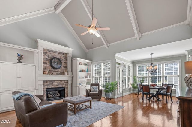 3717 Knollcreek Drive, Apex, NC 27539