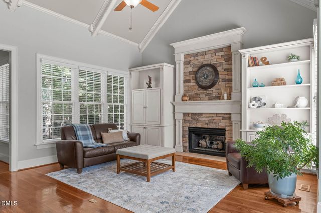 3717 Knollcreek Drive, Apex, NC 27539