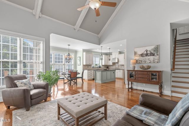 3717 Knollcreek Drive, Apex, NC 27539