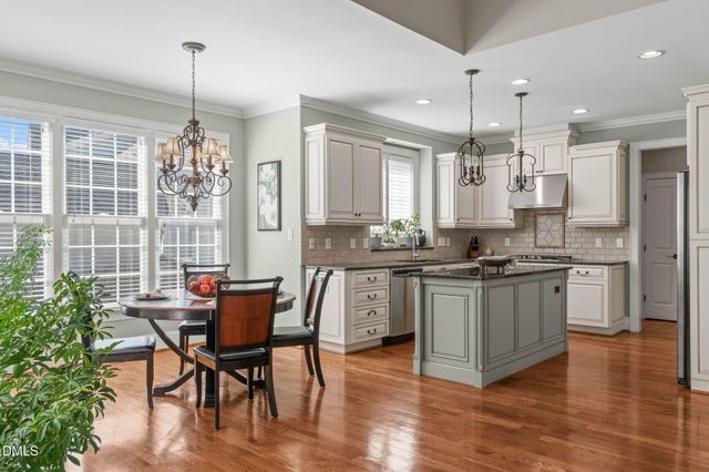 3717 Knollcreek Drive, Apex, NC 27539