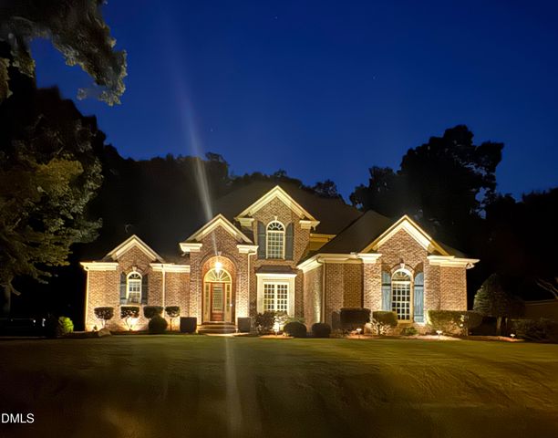 3717 Knollcreek Drive, Apex, NC 27539