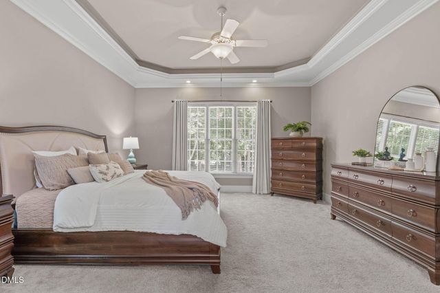 3717 Knollcreek Drive, Apex, NC 27539
