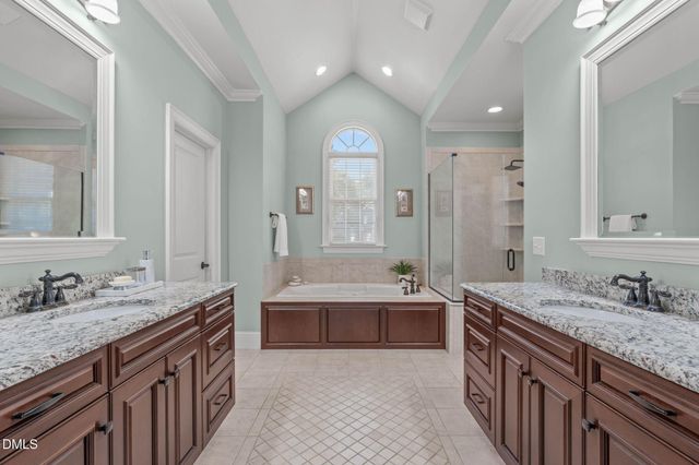 3717 Knollcreek Drive, Apex, NC 27539