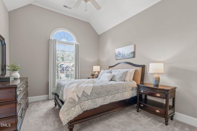 3717 Knollcreek Drive, Apex, NC 27539