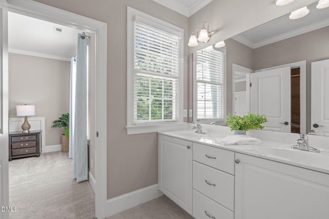 3717 Knollcreek Drive, Apex, NC 27539