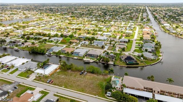 228 SW 47th ST, Cape Coral, FL 33914