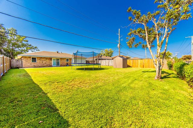 625 Douglas Dr, Houma, LA 70364