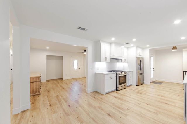 625 Douglas Dr, Houma, LA 70364