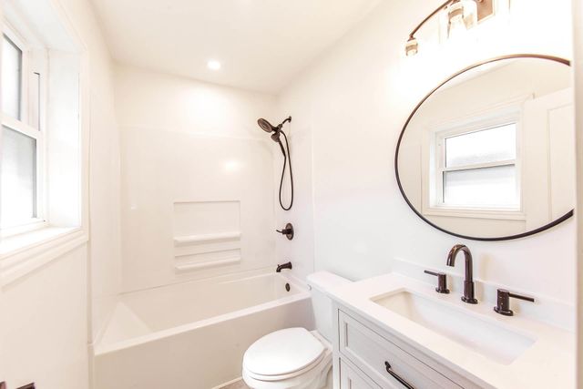 625 Douglas Dr, Houma, LA 70364