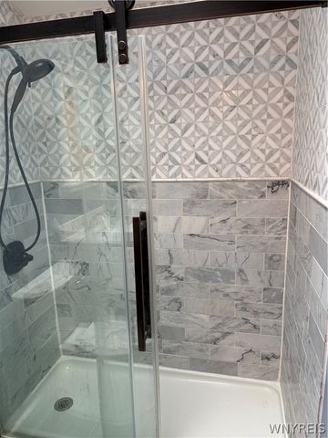 5258 Chestnut Ridge Road, Orchard Park, NY 14127