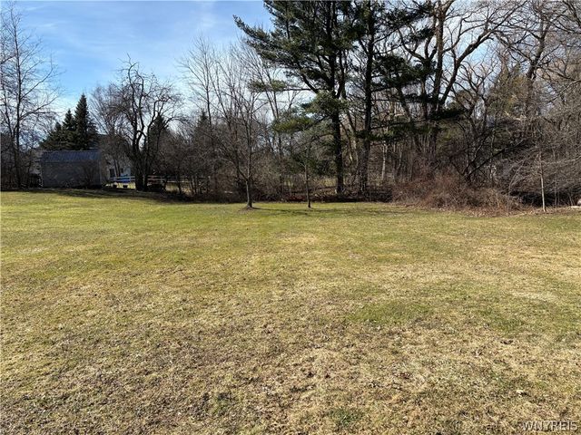 5258 Chestnut Ridge Road, Orchard Park, NY 14127