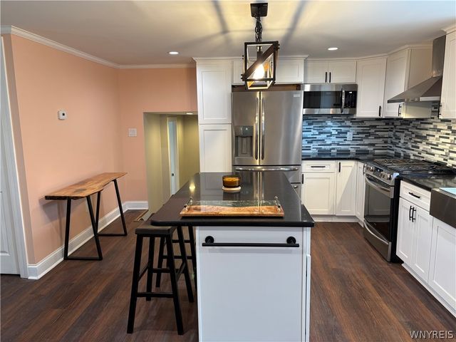 5258 Chestnut Ridge Road, Orchard Park, NY 14127