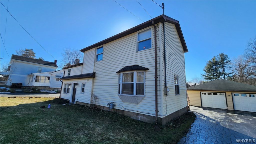 5258 Chestnut Ridge Road, Orchard Park, NY 14127