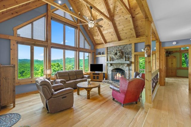 167 Wild Orchid Trail, Bryson City, NC 28713