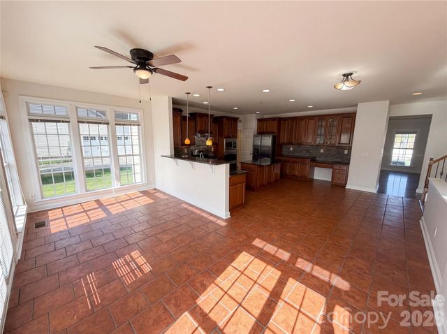 12914 Cleopatra Drive, Charlotte, NC 28213