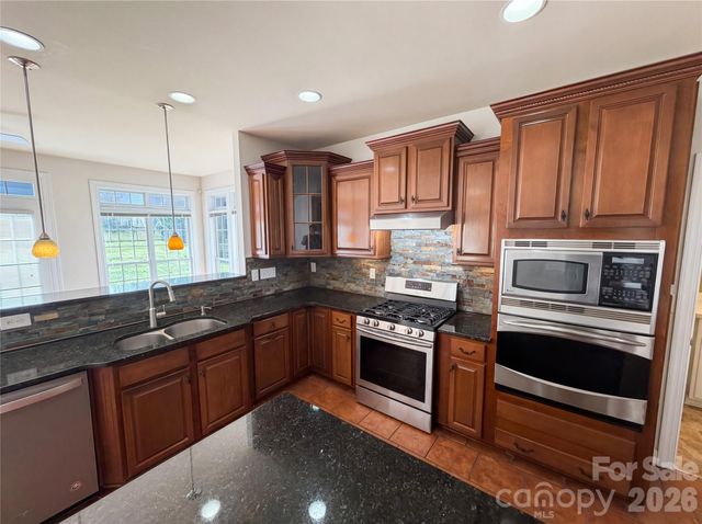 12914 Cleopatra Drive, Charlotte, NC 28213