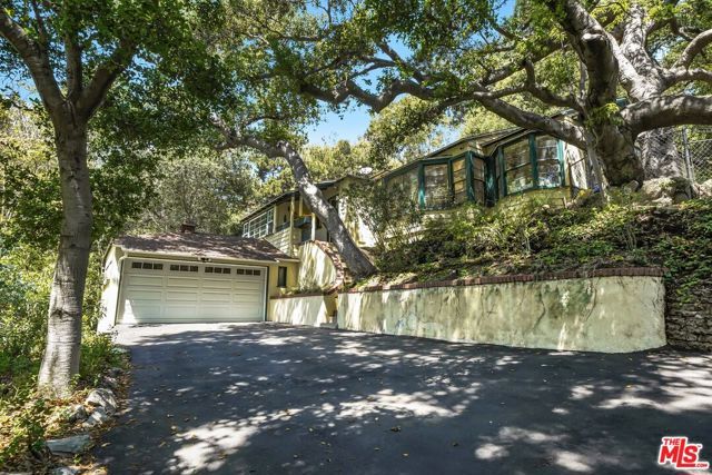 7503 Willow Glen Road, Los Angeles, CA 90046