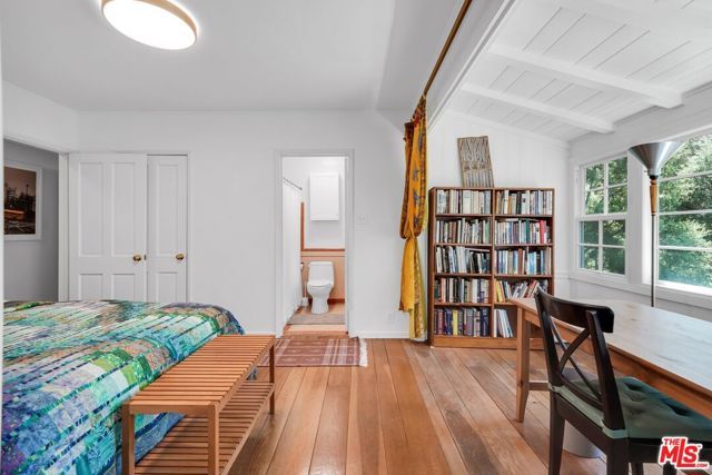 7503 Willow Glen Road, Los Angeles, CA 90046