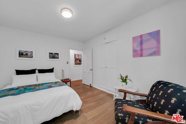 7503 Willow Glen Road, Los Angeles, CA 90046