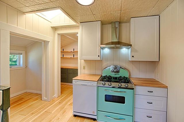 16 Mound Avenue, Mount Hermon, CA 95041