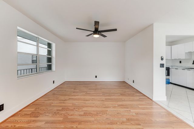 560 Capri, Delray Beach, FL 33484