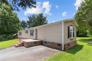 1020 Gordon Home Road, Pinnacle, NC 27043