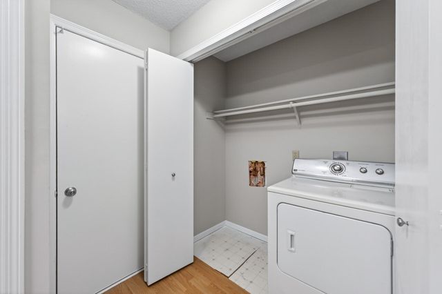 995 106th Lane NW 45, Coon Rapids, MN 55433