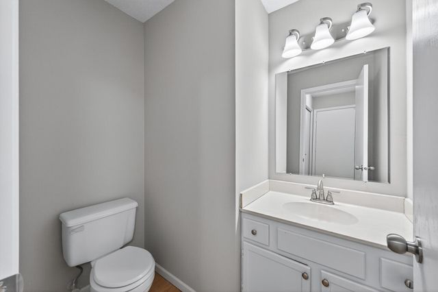 995 106th Lane NW 45, Coon Rapids, MN 55433