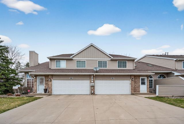 995 106th Lane NW 45, Coon Rapids, MN 55433