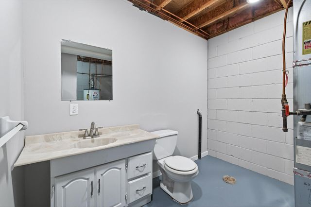 995 106th Lane NW 45, Coon Rapids, MN 55433