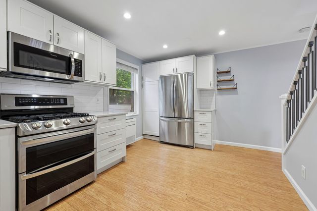 3619 S FOUR MILE RUN, Arlington, VA 22206